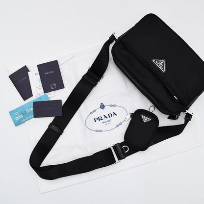 PRADA Re-Nylon ロゴショルダーバッグ
