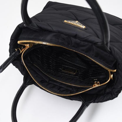 PRADA Re-Nylon パデッド トートバッグ