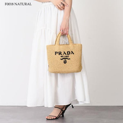 PRADA 크로셰백 