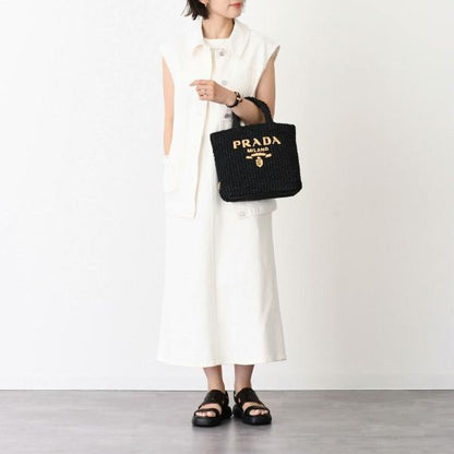PRADA 크로셰백 