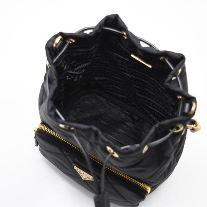 PRADA プラダ Re-Edition 1995 チェーンバケットバッグ