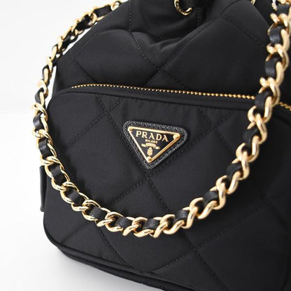 PRADA プラダ Re-Edition 1995 チェーンバケットバッグ