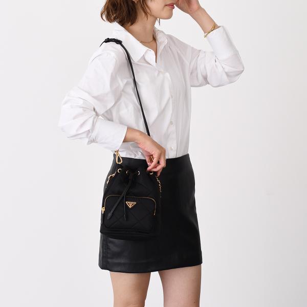PRADA プラダ Re-Edition 1995 チェーンバケットバッグ