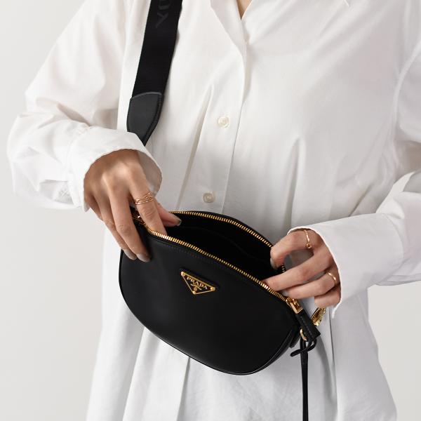 PRADA 가죽 미니 숄더백 