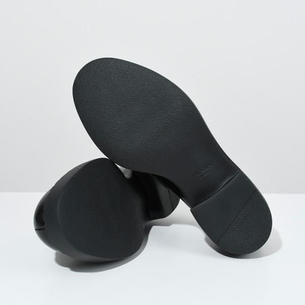 PRADA チョコレートブラッシュドローファー