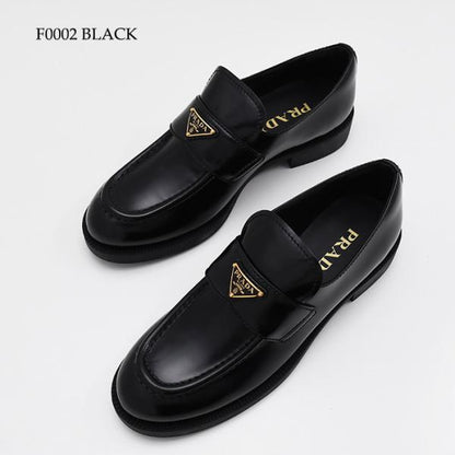 PRADA プラダ ブラッシュドレザー ローファー