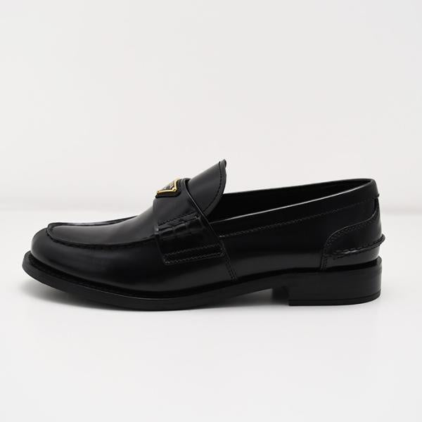 PRADA プラダ ブラッシュド レザー ローファー