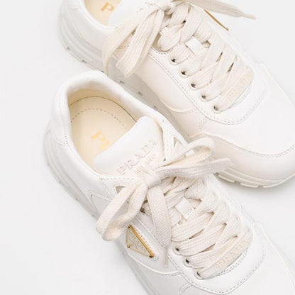 PRADA プラダ PRAX 01 ナッパレザースニーカー