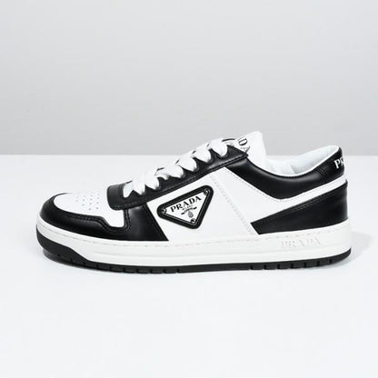 PRADA 다운타운 가죽 운동화 