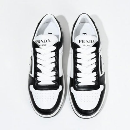 PRADA 다운타운 가죽 운동화 