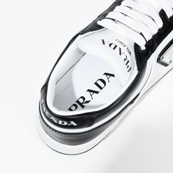 PRADA 다운타운 가죽 운동화 