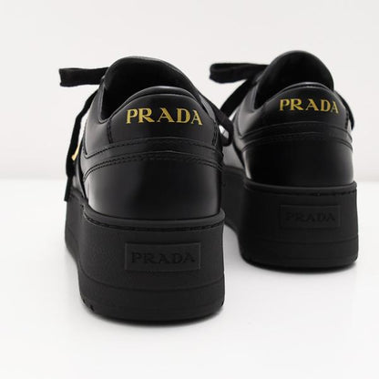 PRADA プラダ ダウンタウン ボールド レザー スニーカー
