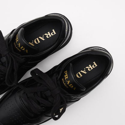 PRADA プラダ ダウンタウン ボールド レザー スニーカー