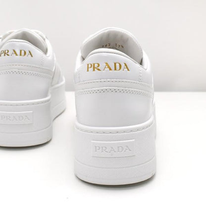 PRADA プラダ ダウンタウン ボールド レザー スニーカー