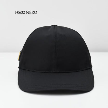 PRADA Re Nylon ベースボールキャップ