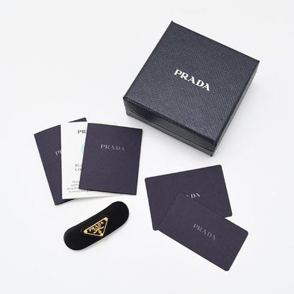 PRADA Re-Nylon ヘアクリップ