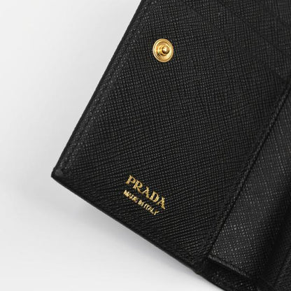 PRADA 프라다 사피아노 가죽 삼중 지갑 