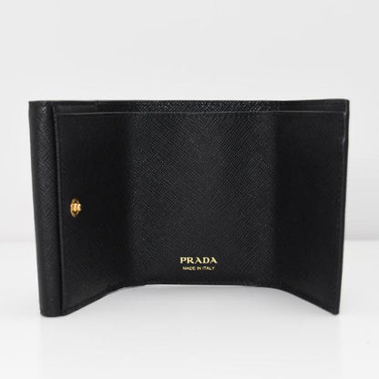 PRADA プラダ サフィアーノトライアングル 財布