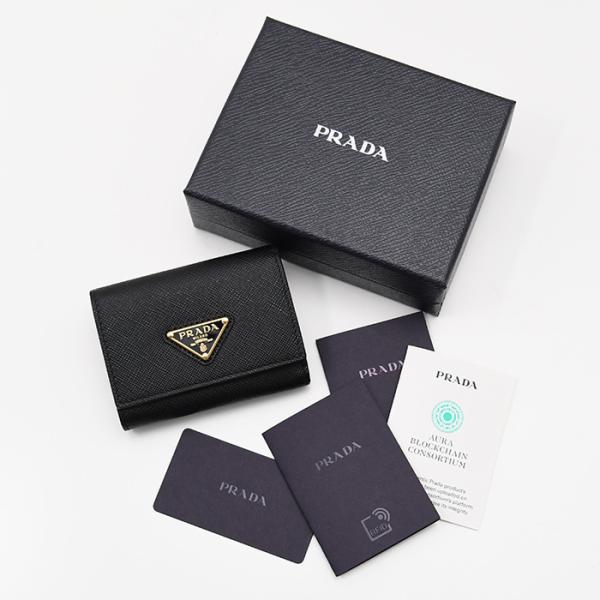 PRADA プラダ サフィアーノトライアングル 財布
