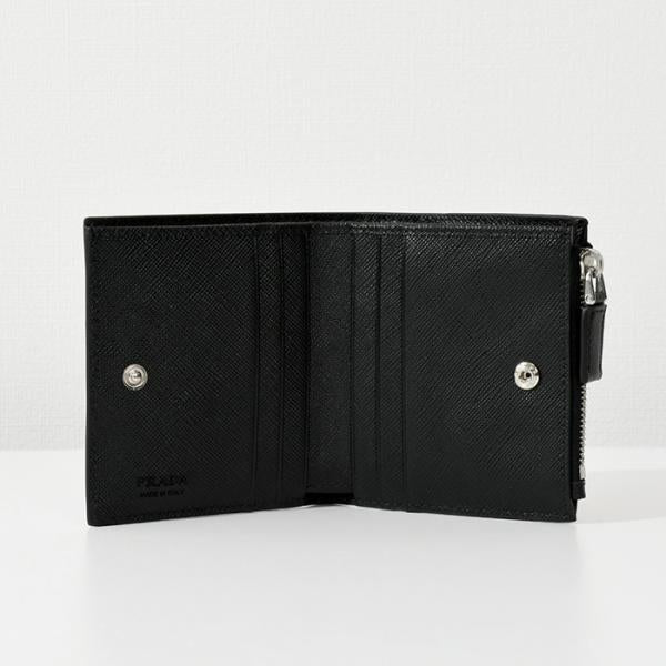 PRADA サフィアーノトライアングルロゴ財布