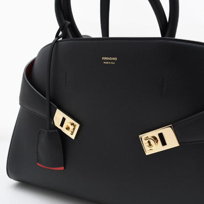 FERRAGAMO フェラガモ Hug バイカラー ハンドバッグ (L)