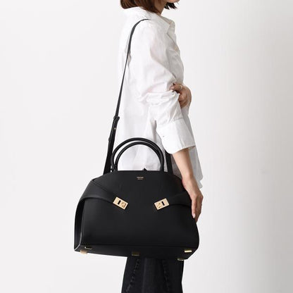 FERRAGAMO フェラガモ Hug バイカラー ハンドバッグ (L)