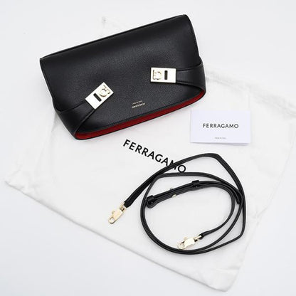 FERRAGAMO Hug ミニ クロスボディバッグ