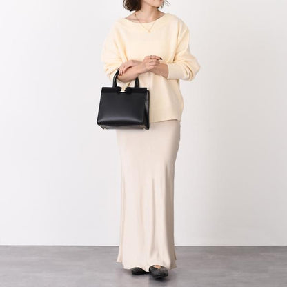 FERRAGAMO フェラガモ ヴァラ トップハンドル