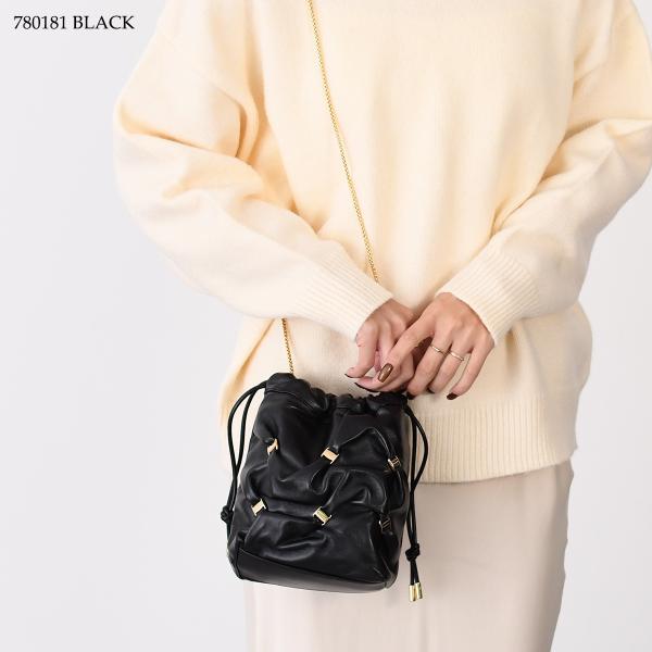 FERRAGAMO フェラガモ ヴァラ・ミニバッグ