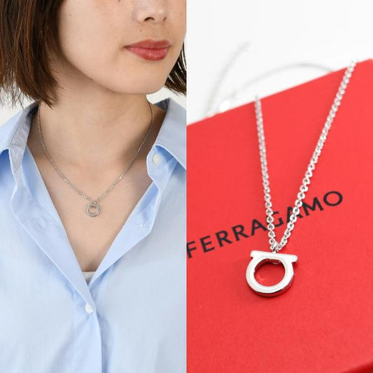 FERRAGAMO ガンチーニネックレス(L)
