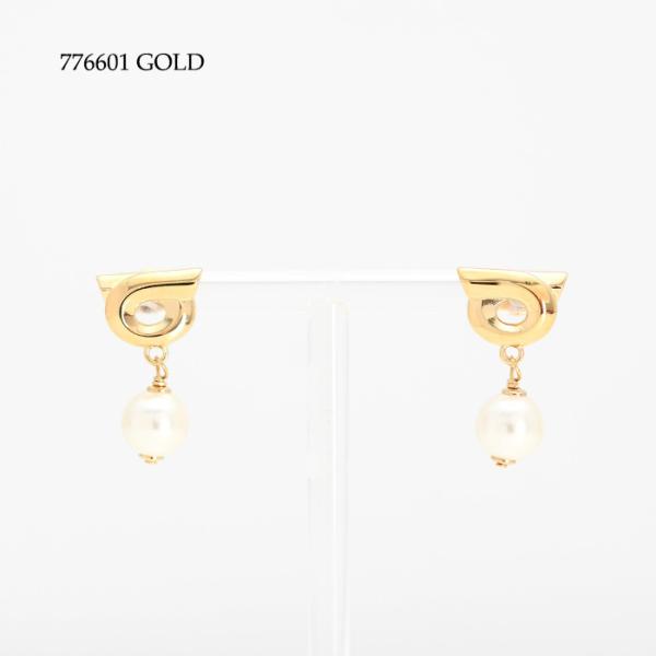 FERRAGAMO フェラガモ ガンチーニ パール ピアス