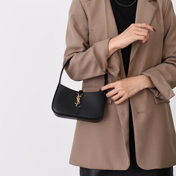 SAINT LAURENT サンローラン LE 5 A 7 ミニ スムースレザー