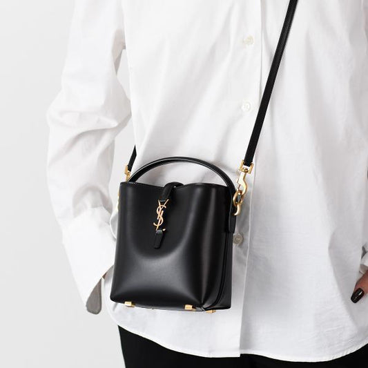 SAINT LAURENT LE 37 미니 샤이니 가죽 