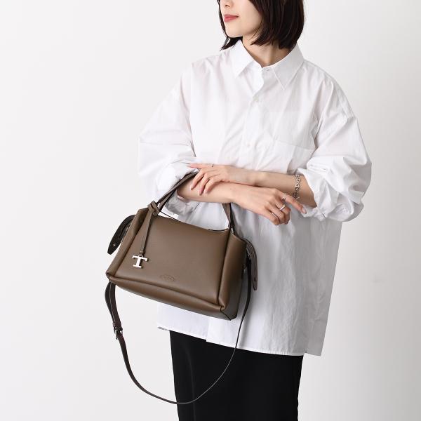 TOD'S レザー バウレット スモール
