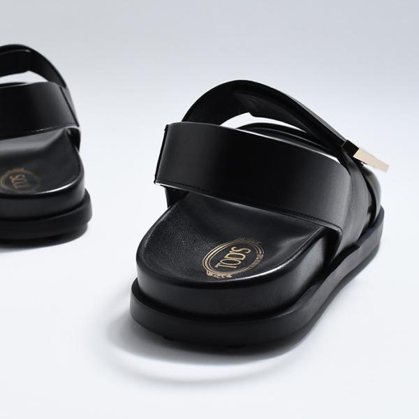 TOD'S レザー サンダル