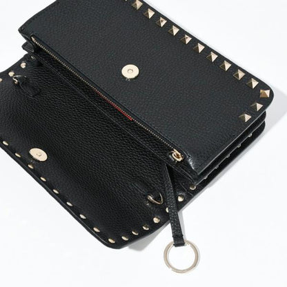 VALENTINO ロックスタッズショルダーバッグ