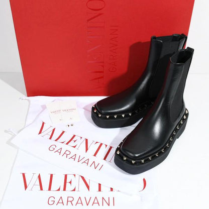 VALENTINO スタッズアンクルブーツ