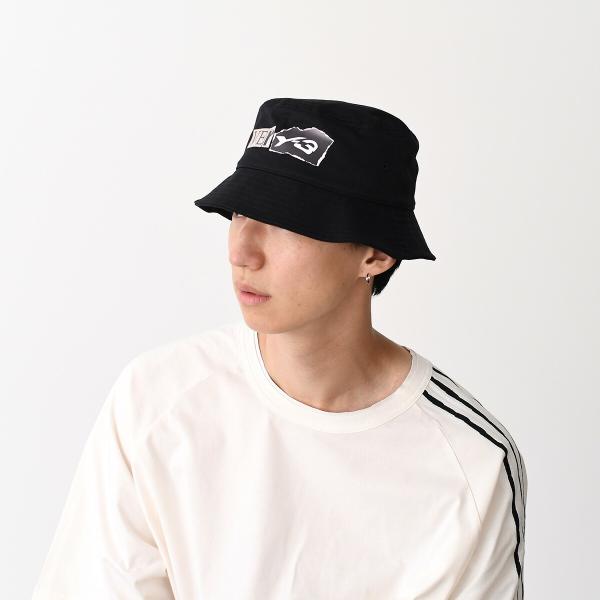 Y-3 GRAPHIC BUCKET HAT