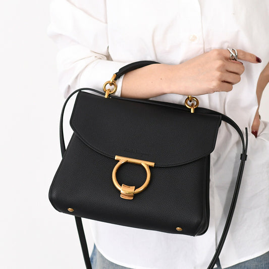 FERRAGAMO フェラガモ ガンチーニ トップハンドル