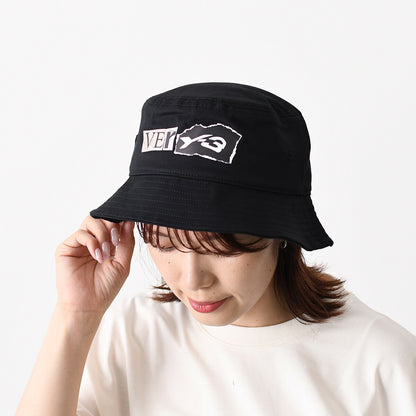 Y-3 GRAPHIC BUCKET HAT